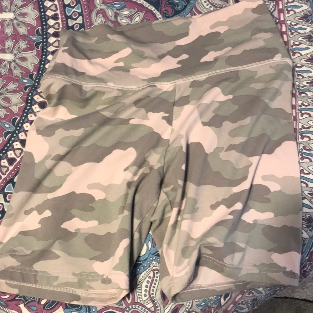 Aerie biker shorts